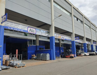 Offices, Factory and Warehouse Badalona Offices, Factory and Warehouse Badalona