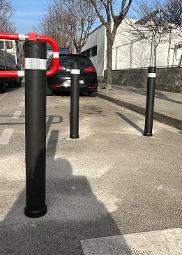 a-blen screw bollards black installed