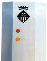 Detail of silk-screen printed logo on post.