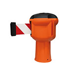 Retractable tape separator