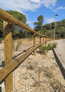 valla continua de madera