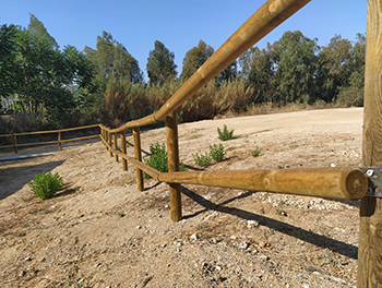 continuous fence installed